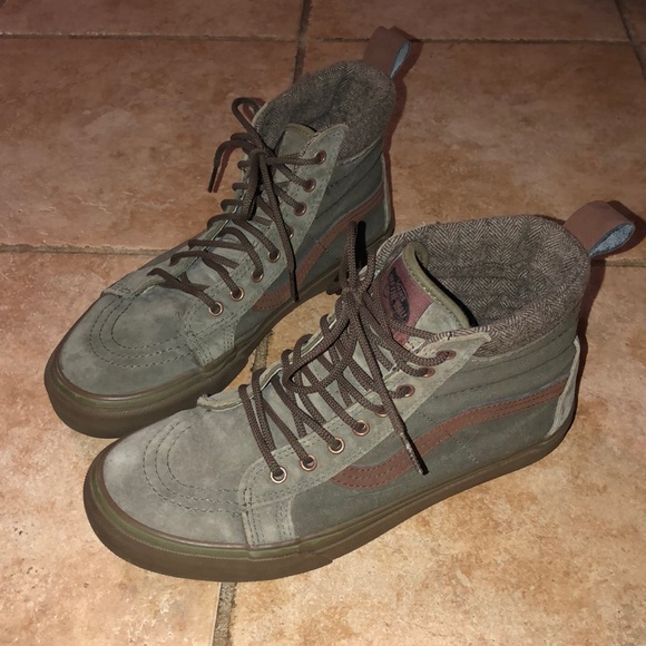 vans shoes olive green